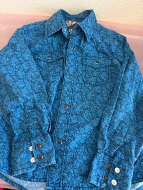 Wrangler Blue Floral Snap Western Shirt with Teal Accents